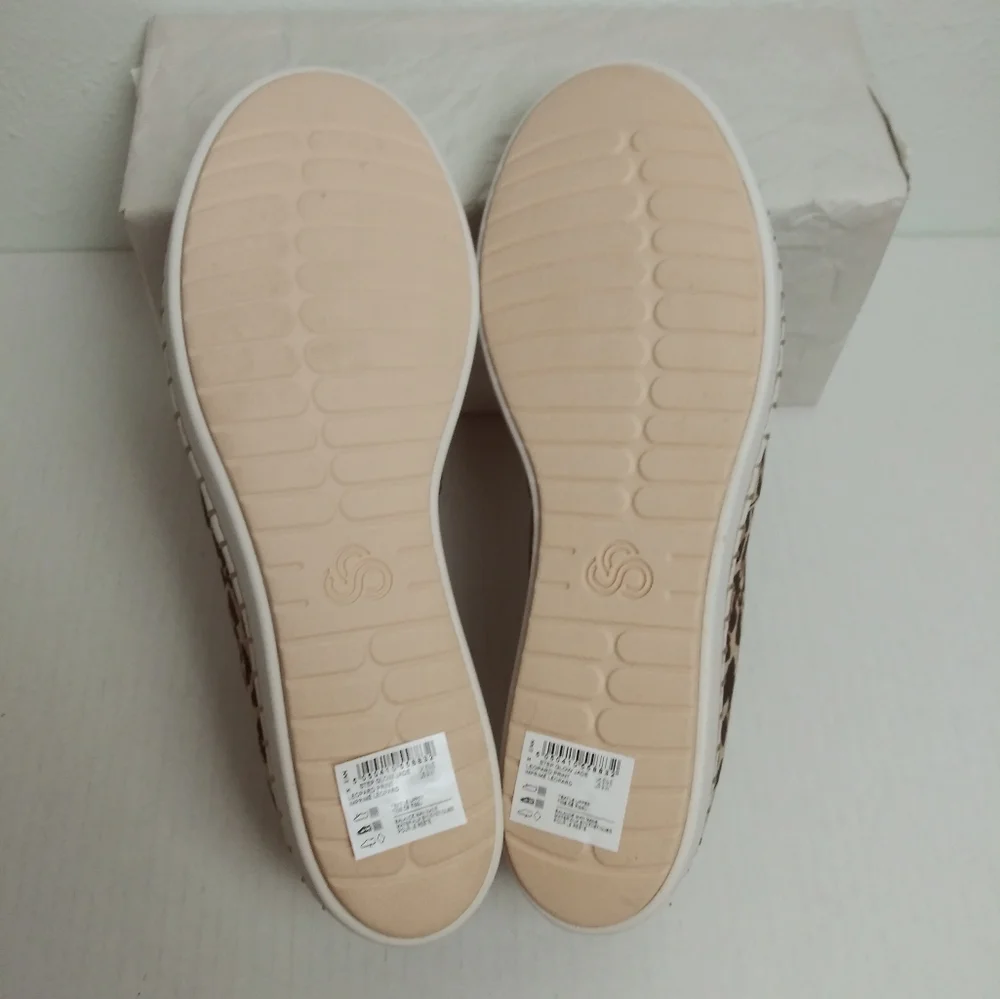 Cloudsteppers By Clarks Step Glow Jade 9W  Whipstitch Shoes Leopard Print